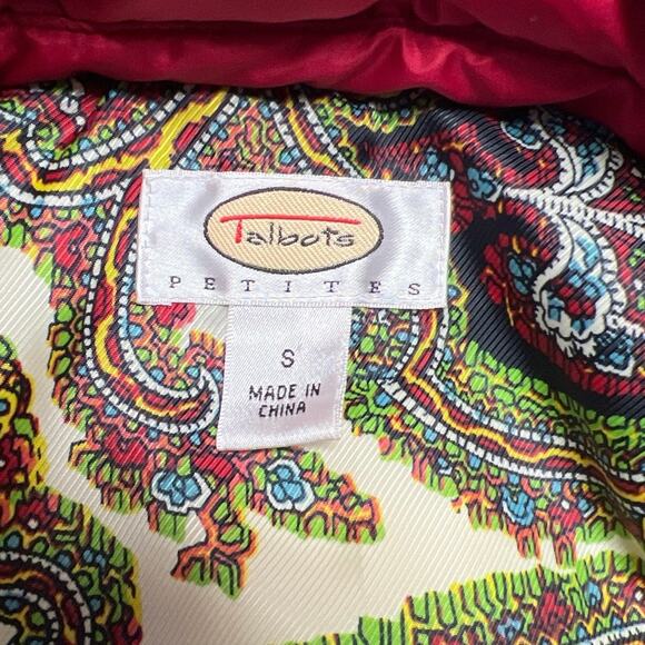 Talbots Red Quilted Puffer Vest Jacket Duck Down Button Up Size Petite Small - Picture 3 of 5